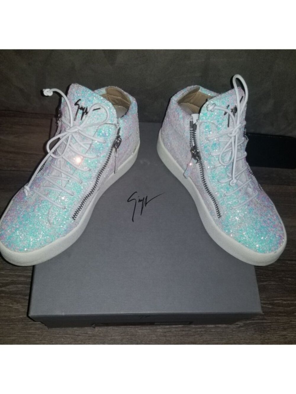 Like New! Giuseppe Zanotti Women White Glitter May London High Top Zip Sneakers